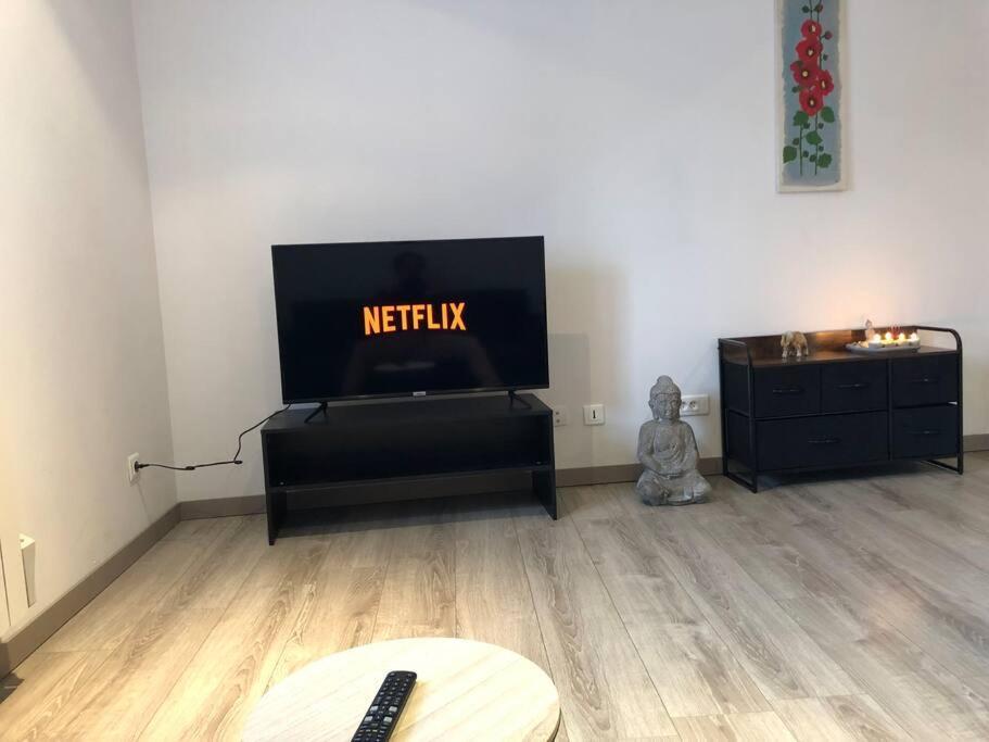 Appartement Le Grande Moderno à Angoulême Extérieur photo